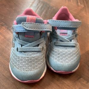 Baby girl New Balance Sneakers Toddler size 3